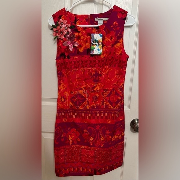 NEW‎ Desigual | Angelina Sheath Floral Dress Appliqué Red Orange Sz 38/4 - Picture 1 of 10